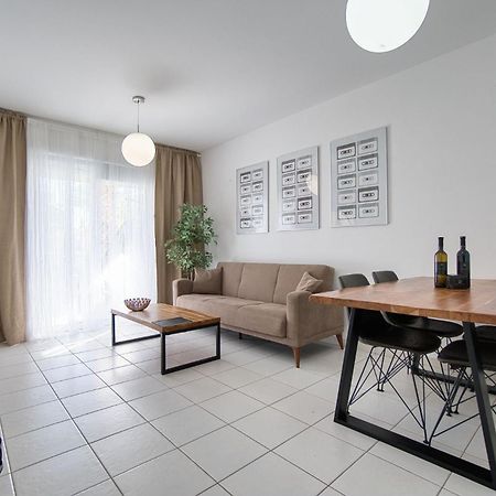 Iris Village Block 12-105 Пафос Екстериор снимка